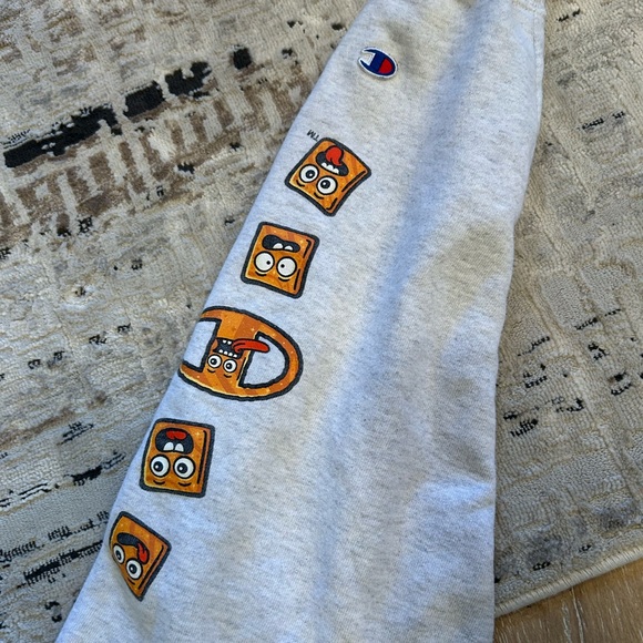 Champion x Cinnamon Toast Crunch Reverse Weave Hoodie - Grey - Size Large - Picture 2 of 6